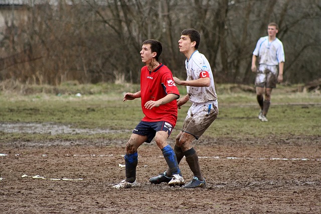 为球队后防 为球队后防